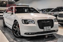 کرایسلەر 300